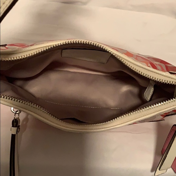 Coach Daisy Kaleidoscope Pink Purse - Picture 3 of 5